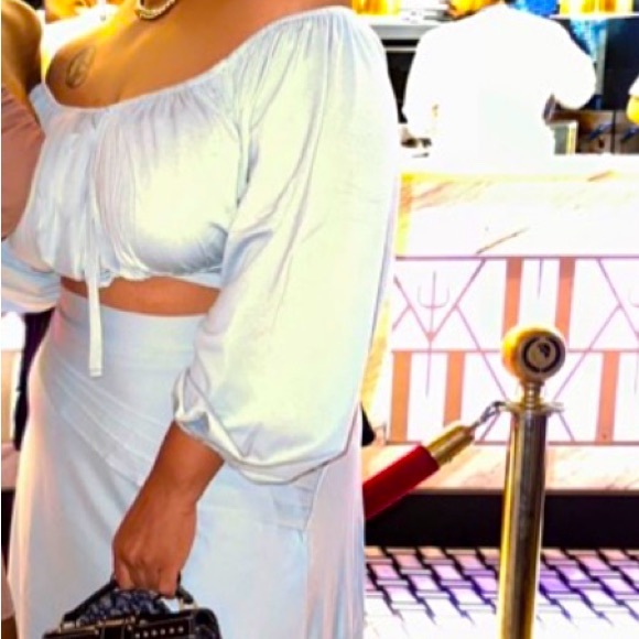 Light Blue more like Sea Foam Shoulder Side Slit Long Sleeve Two Piece Skirt Set - Picture 3 of 4